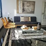 Apartment Modern Gulbenkian *