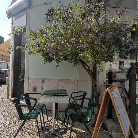 Modern Gulbenkian Apartment *